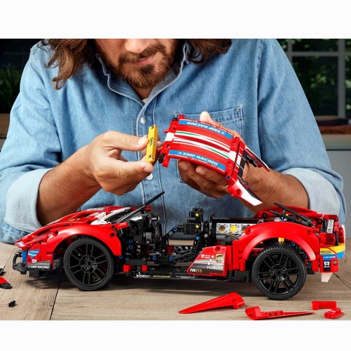 LEGO Technic 42125 Ferrari 488 GTE “AF Corse #51” (1677 Parça) 3484